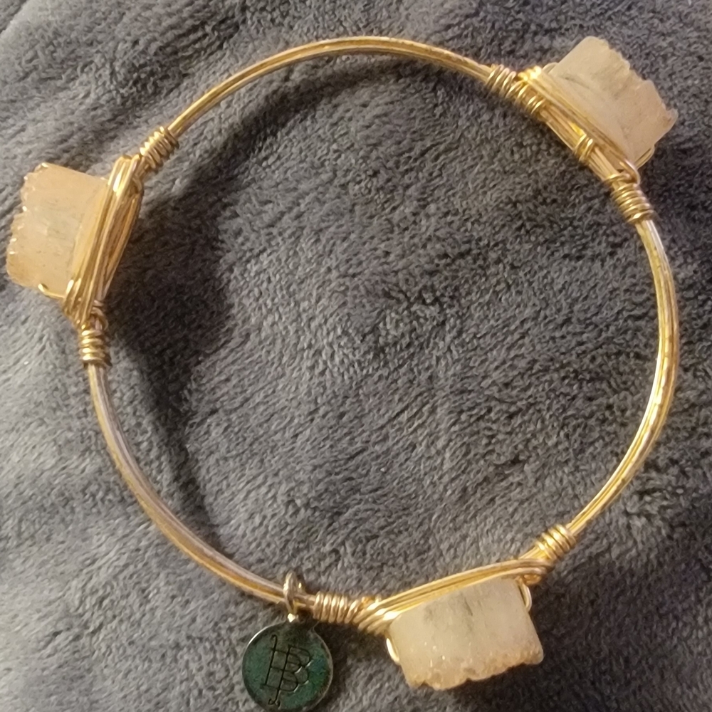 Gold Ton3 Wire Wrapped Bracelet with Champagne Druzy Stone